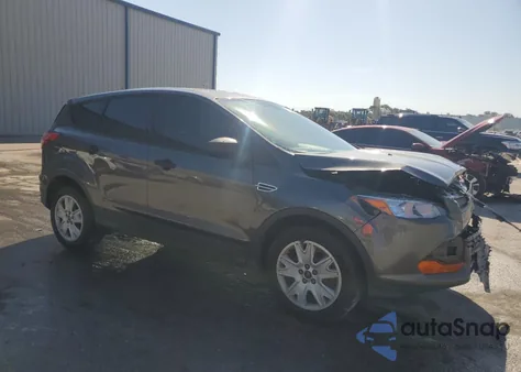 2016 Ford Escape S z USA, uszkodzony, nr VIN 1FMCU0F75GUA60960